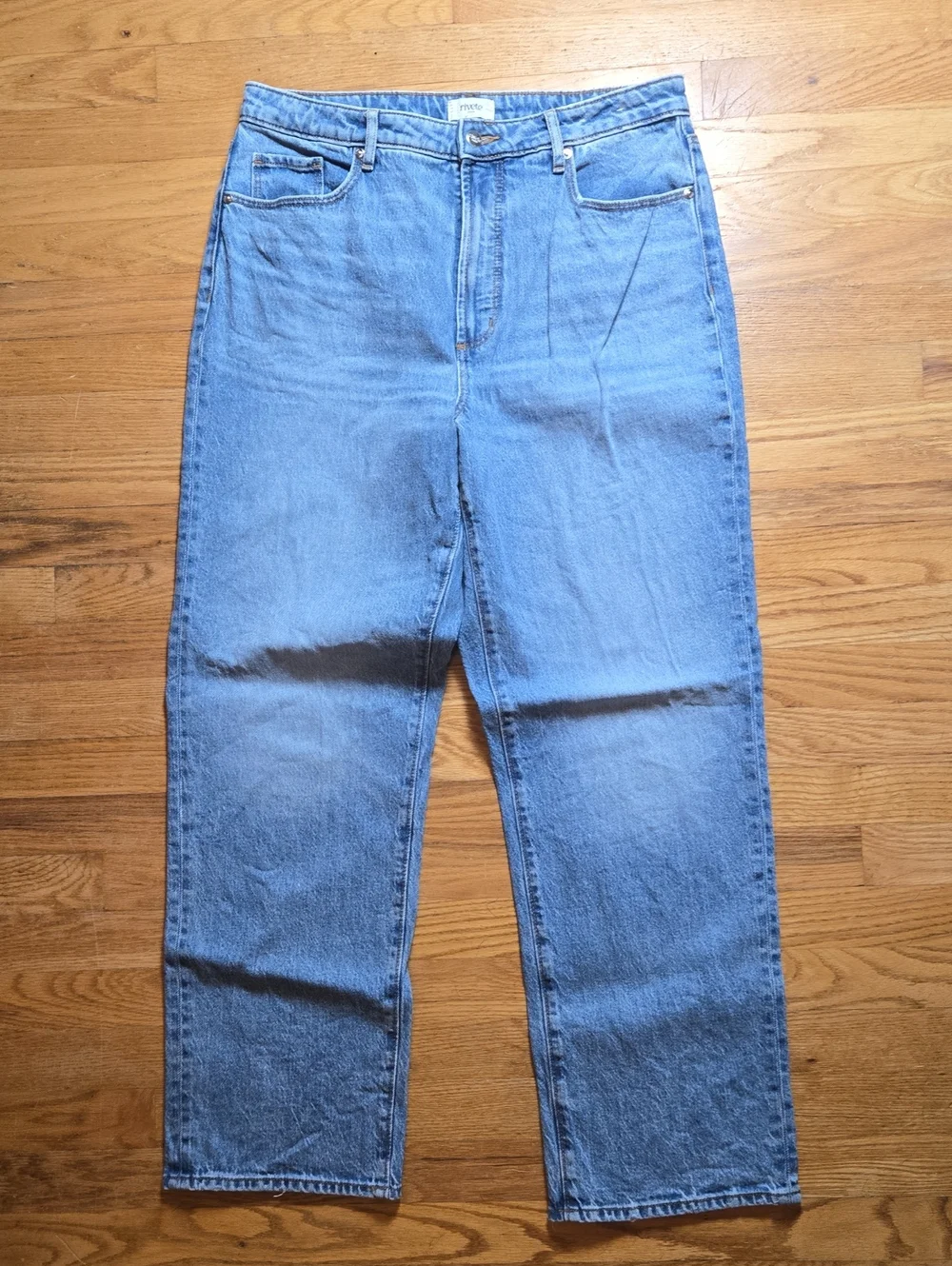 Ann Taylor Loft Rivete tall curvy high rise straight jeans, Aura wash 31